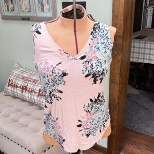 Maurices Floral V-Neck Tank Top - Light Pink